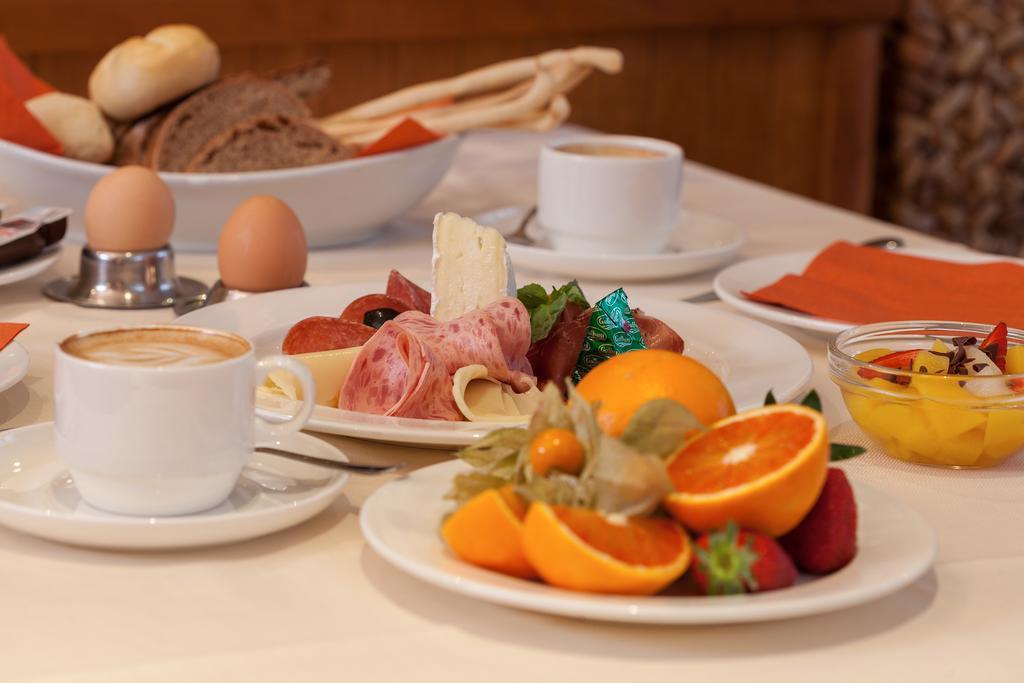 Hotel Tannerhof Шена Екстериор снимка